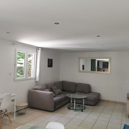 Les Rosiers Vila Lapalud Exterior foto